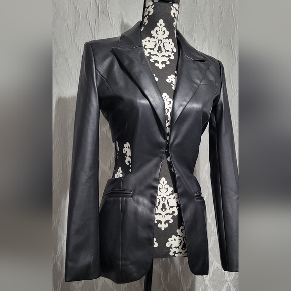 LUXE TO KILL - Faux Leather Cutout Back Black Jacket – Edgy & Stylish - Picture 3 of 12